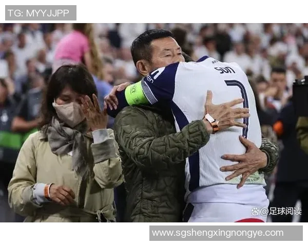 韩国足球明星的崛起与成就探秘：聚焦孙兴慜的传奇之路